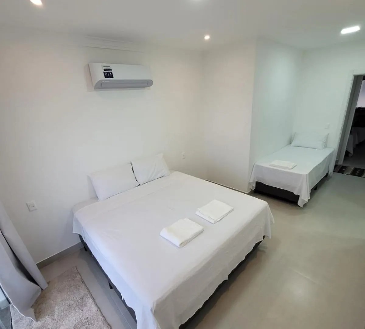 Habitación en casa particular Duplex 3 Suites Ar Wifi E Vista Total Da Orla Porto Seguro
